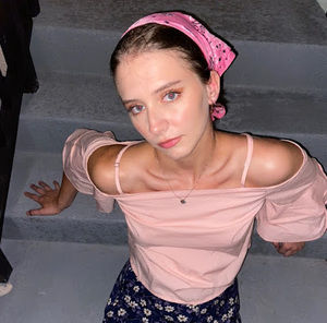 Meet your Posher, Clara